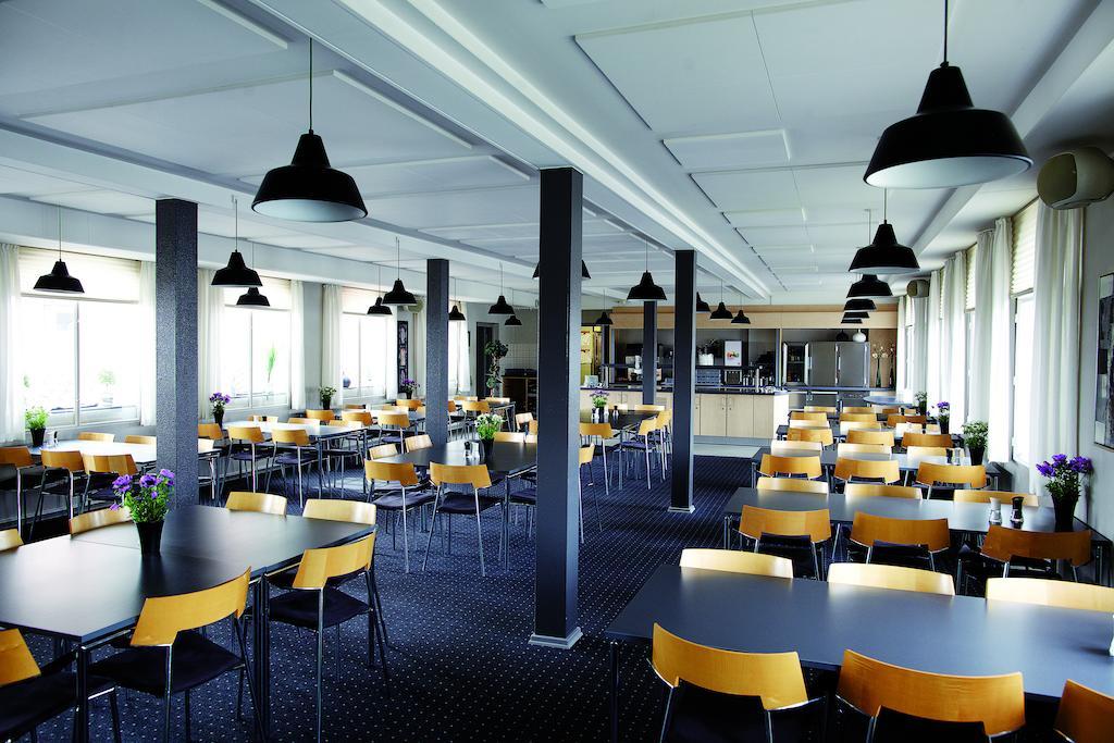 斯温堡大宿舍酒店 斯文堡 外观 照片 The cafeteria at the University of Copenhagen
